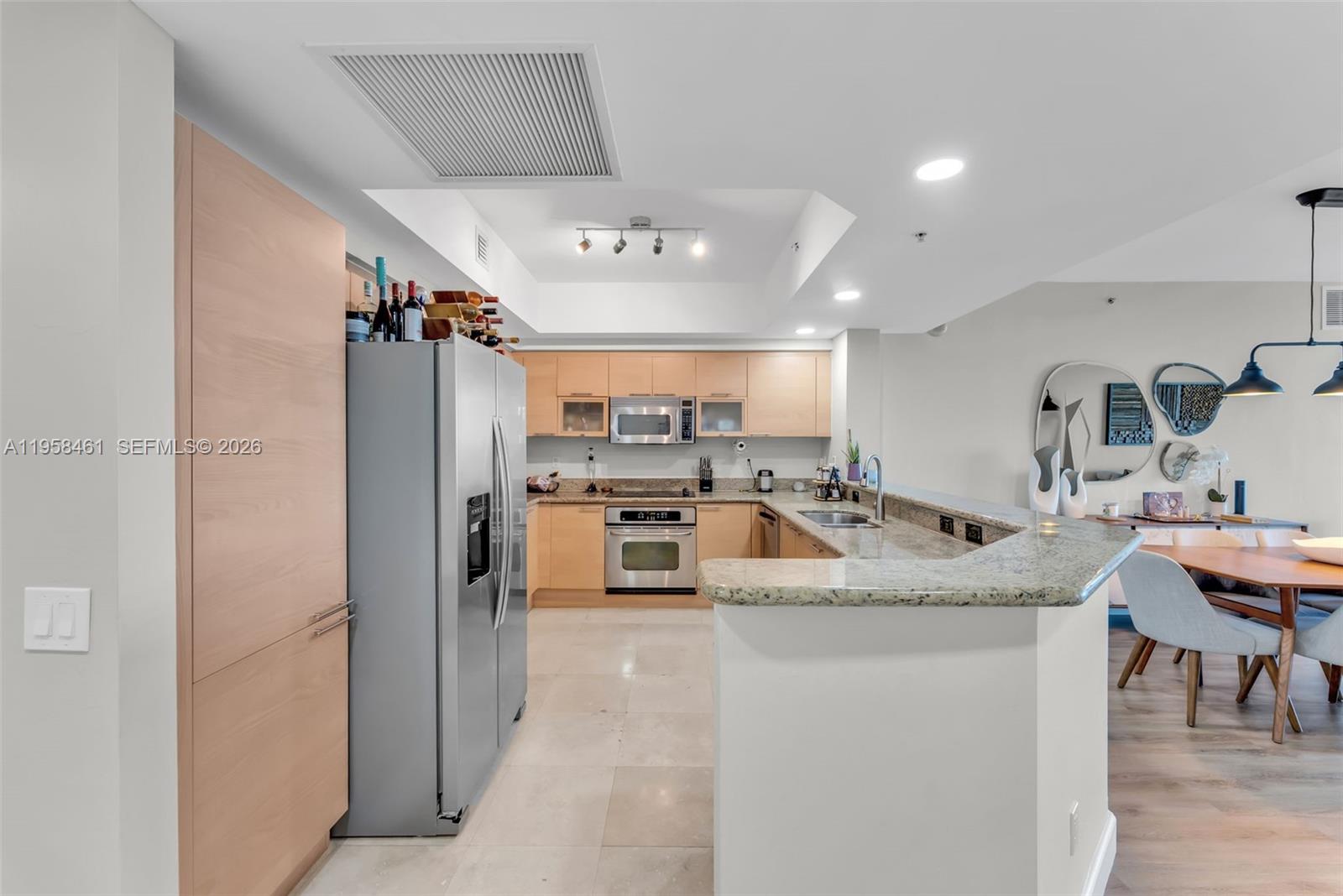 14951 Royal Oaks Ln #2201, North Miami FL 33181
