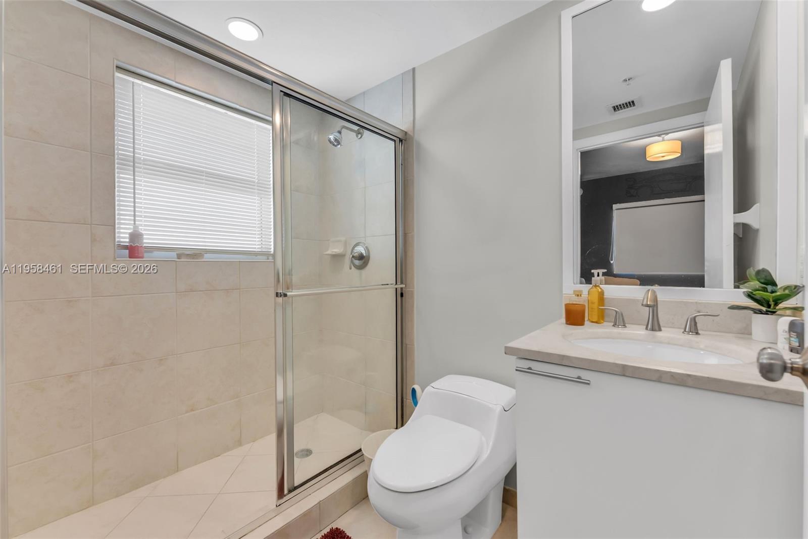 14951 Royal Oaks Ln #2201, North Miami FL 33181