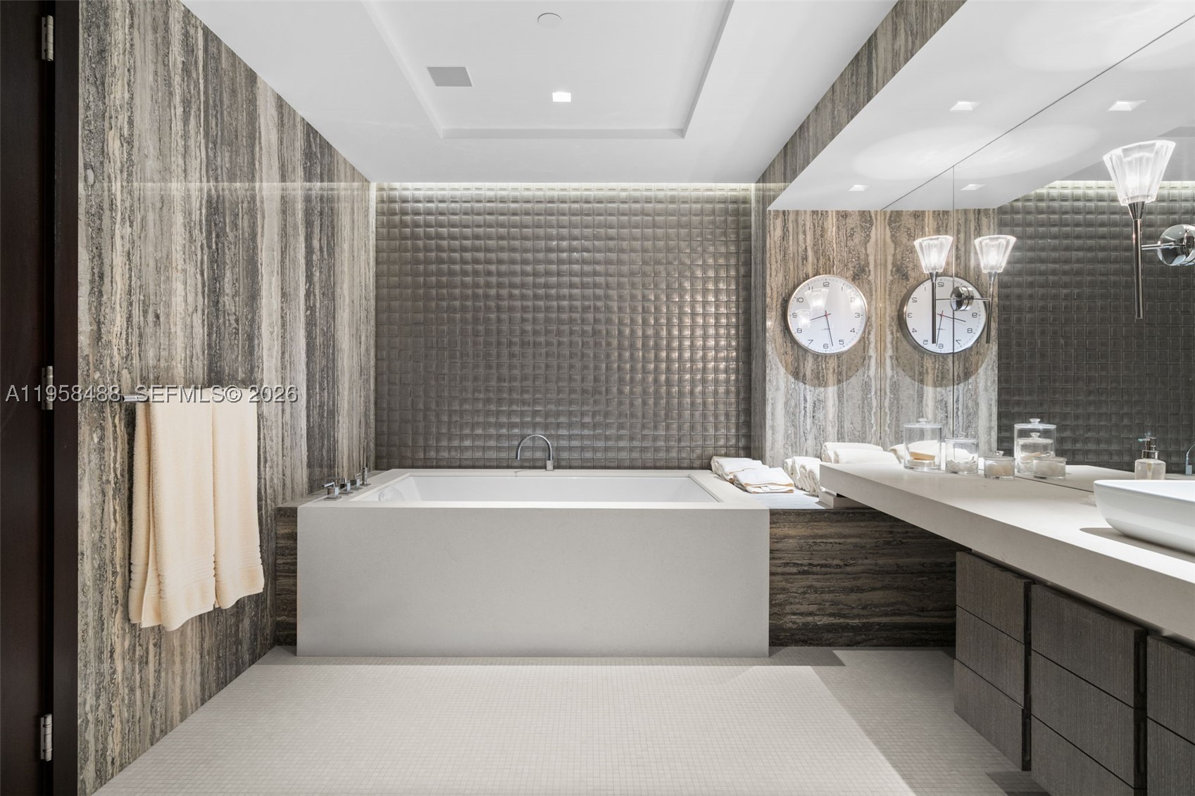 9999 Collins Ave #3E, Bal Harbour FL 33154