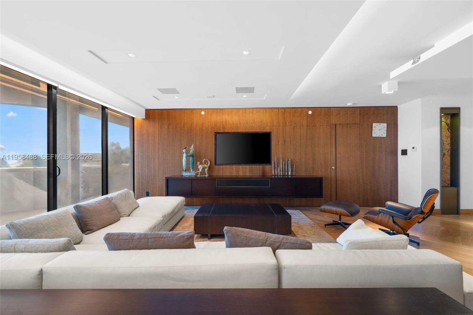 9999 Collins Ave #3E, Bal Harbour FL 33154