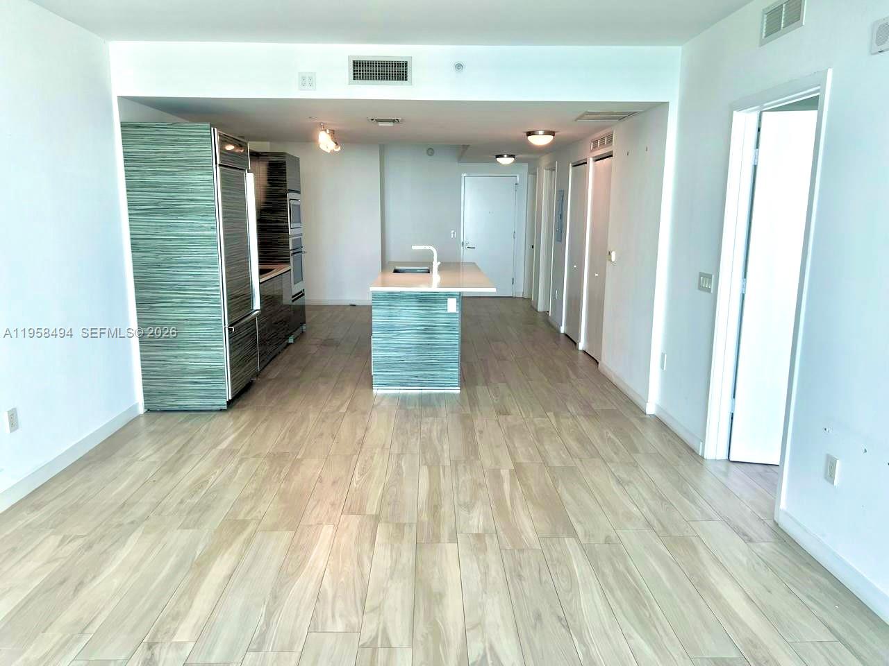 460 NE 28th St #2603, Miami FL 33137