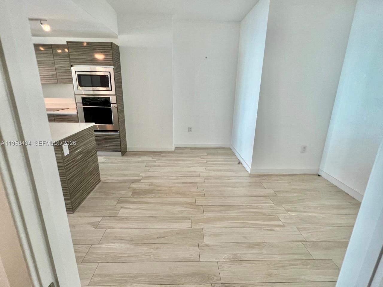 460 NE 28th St #2603, Miami FL 33137