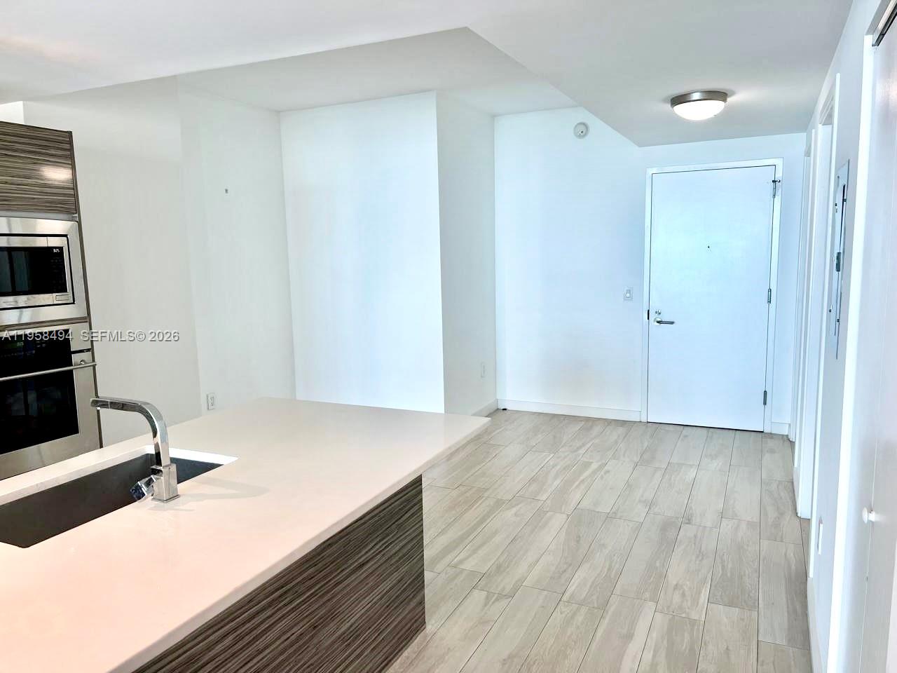 460 NE 28th St #2603, Miami FL 33137