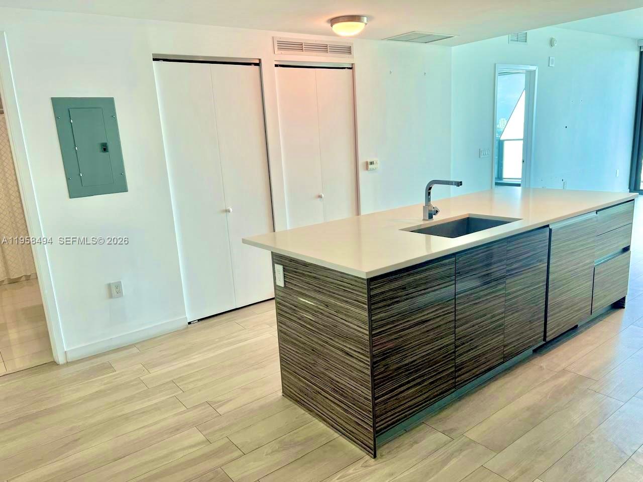 460 NE 28th St #2603, Miami FL 33137