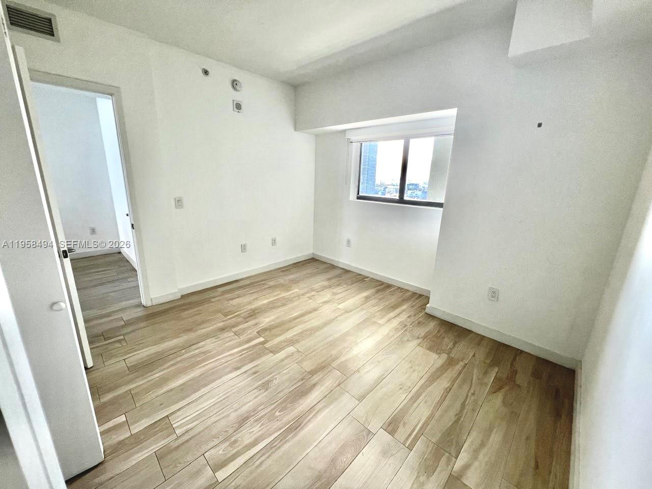 460 NE 28th St #2603, Miami FL 33137
