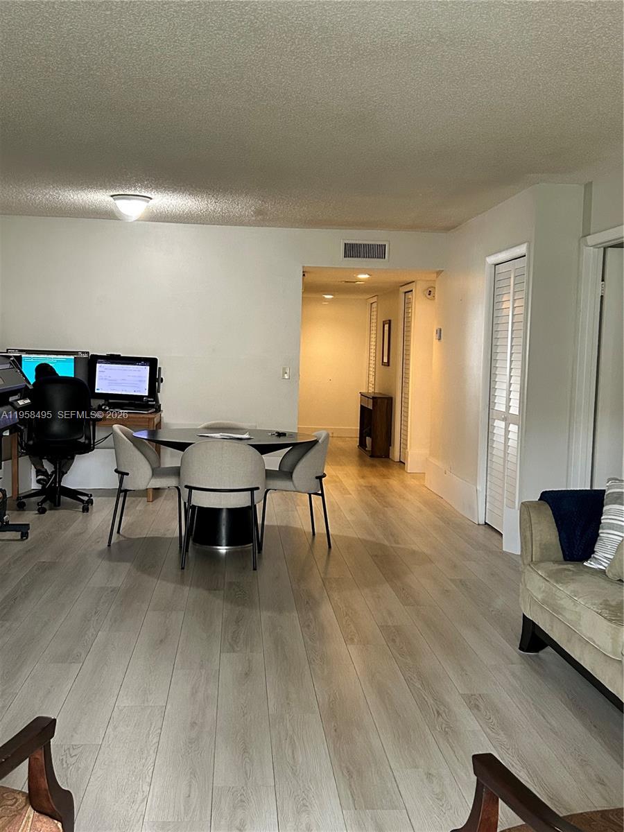 16441 Blatt Blvd #102, Weston FL 33326