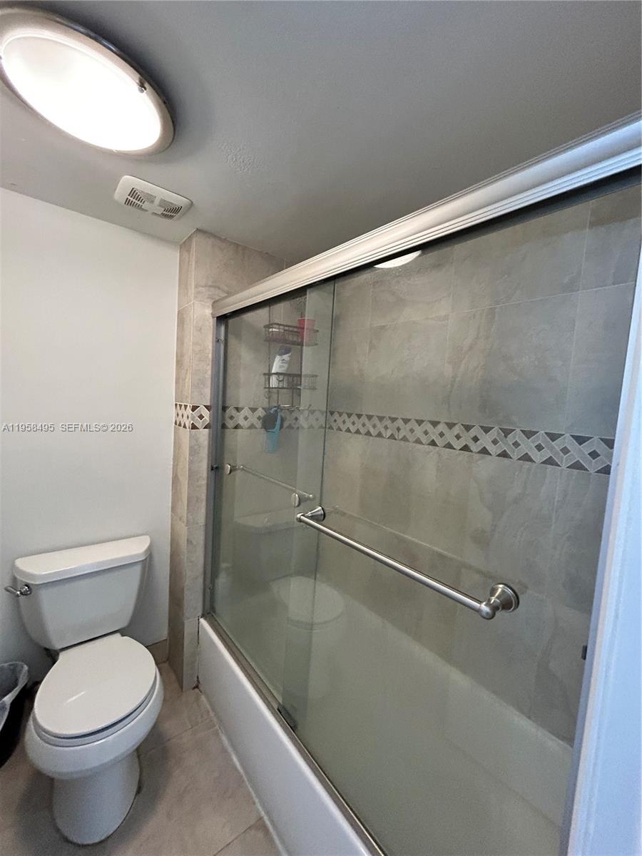 16441 Blatt Blvd #102, Weston FL 33326