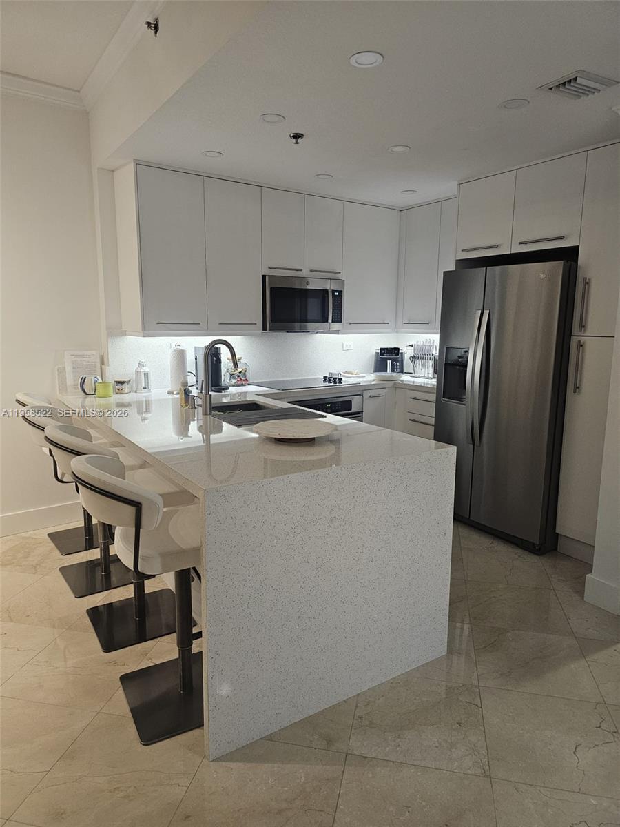 6515 Collins Ave #901, Miami Beach FL 33141