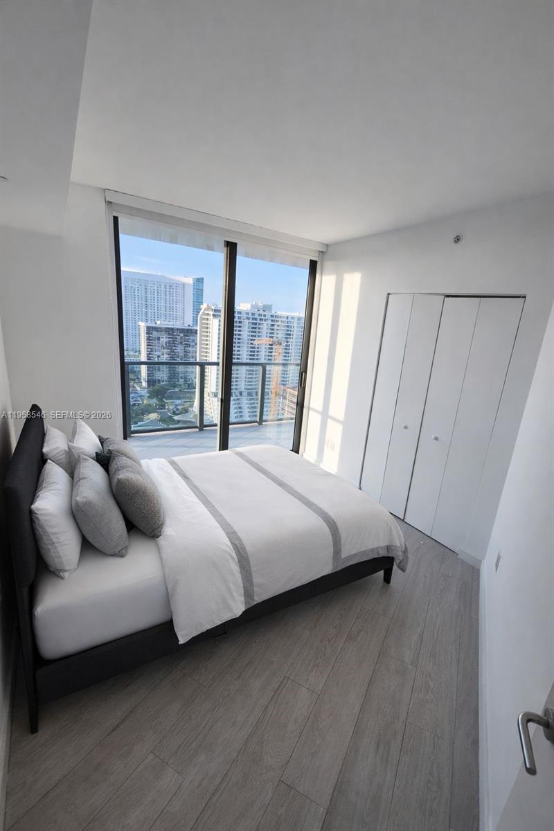 501 NE 31st St #2401, Miami FL 33137