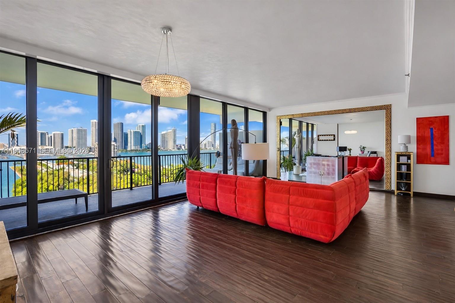 1000 Venetian Way #1106, Miami FL 33139