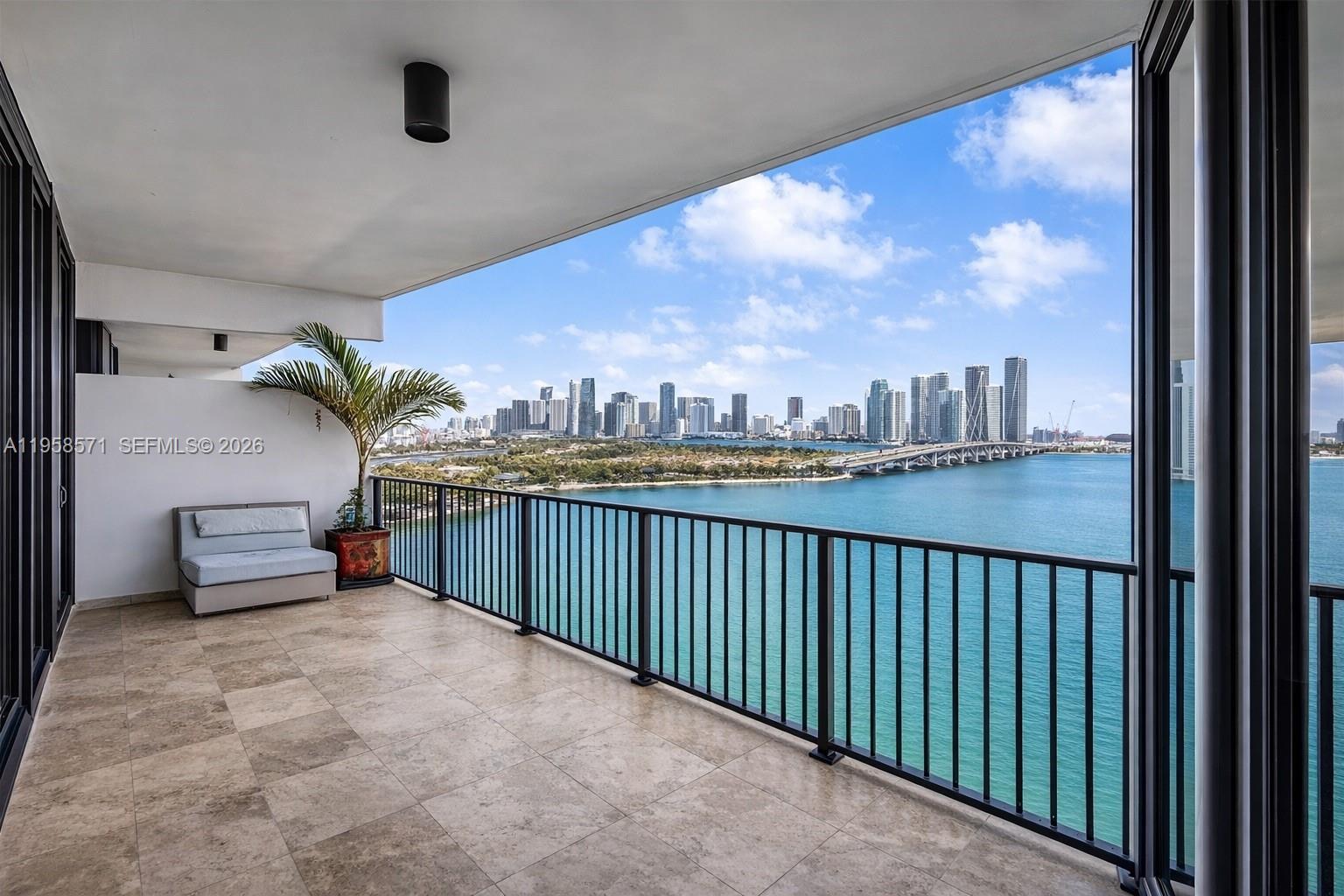 1000 Venetian Way #1106, Miami FL 33139