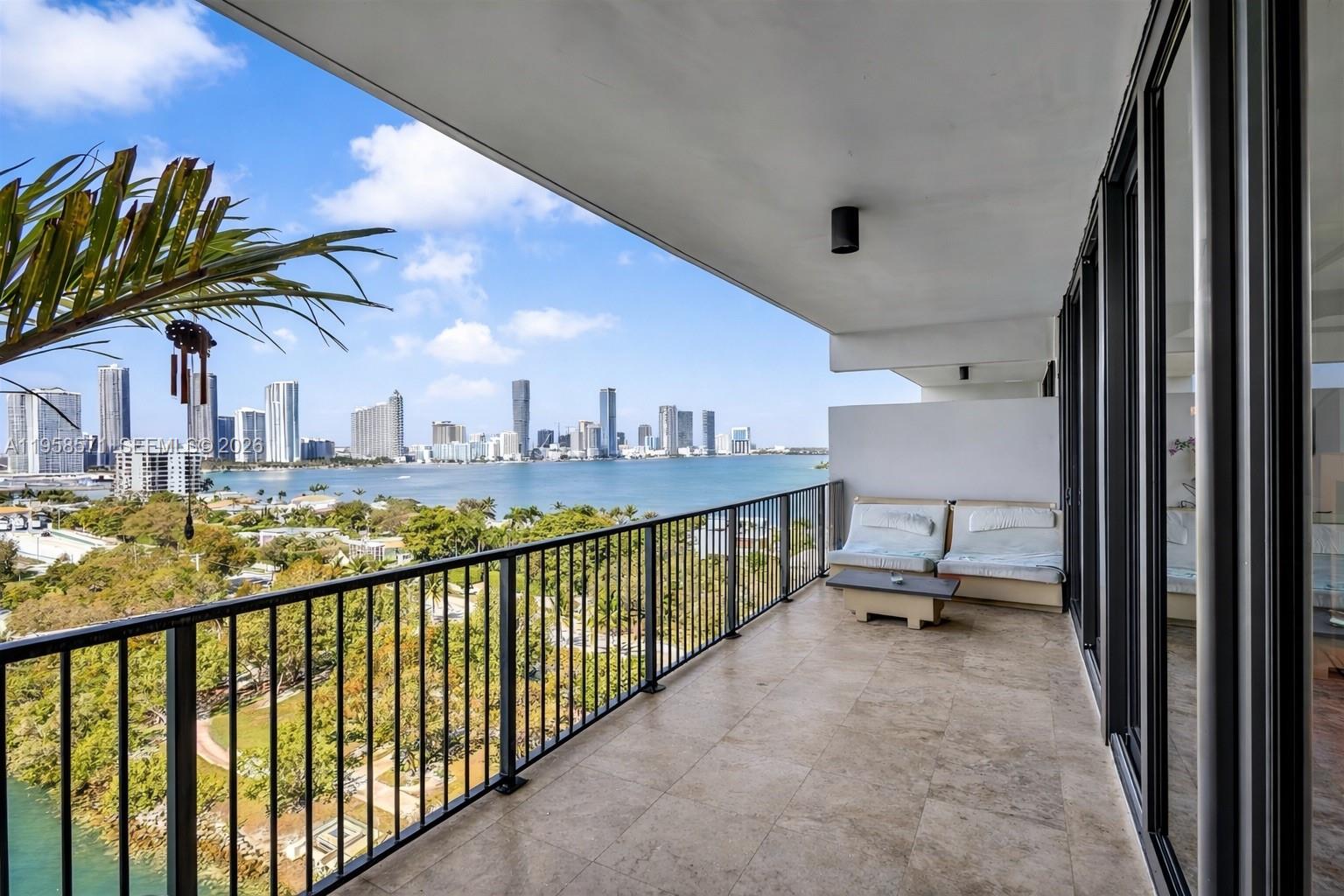 1000 Venetian Way #1106, Miami FL 33139
