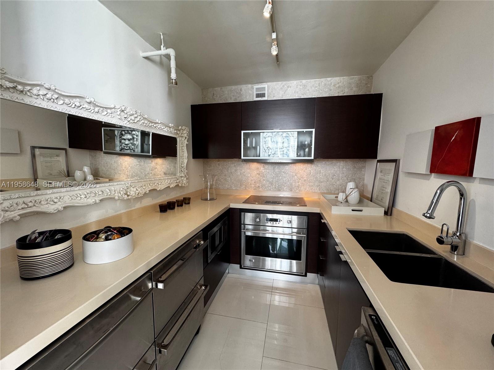 1000 West Ave #1111, Miami Beach FL 33139