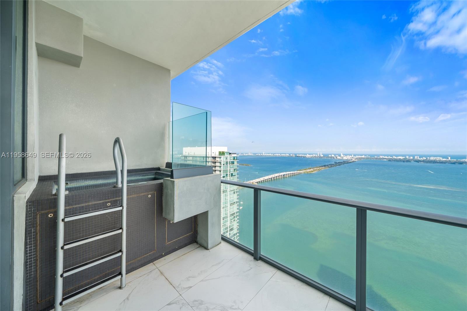 480 NE 31st St #PH5101, Miami FL 33137