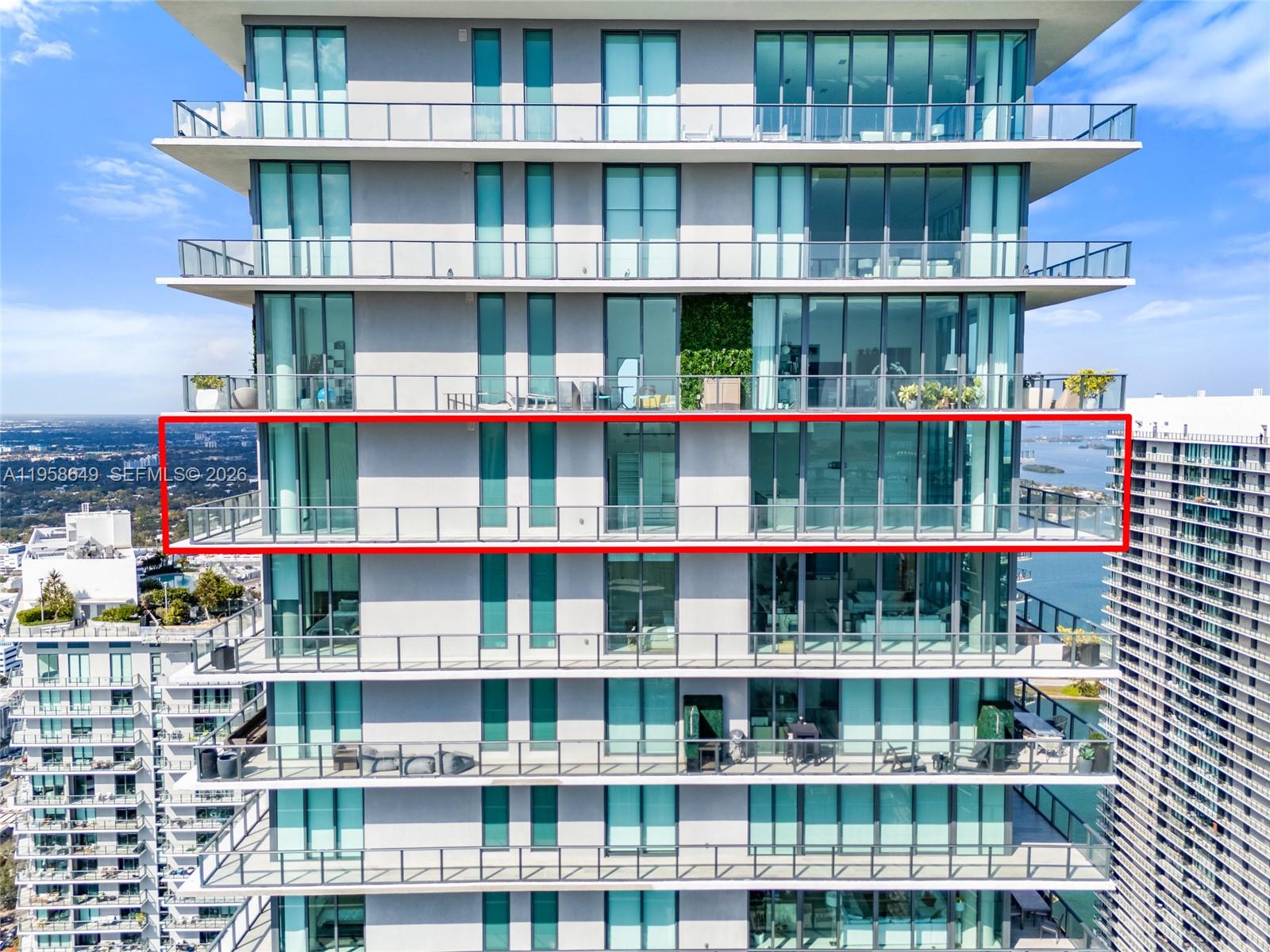 480 NE 31st St #PH5101, Miami FL 33137