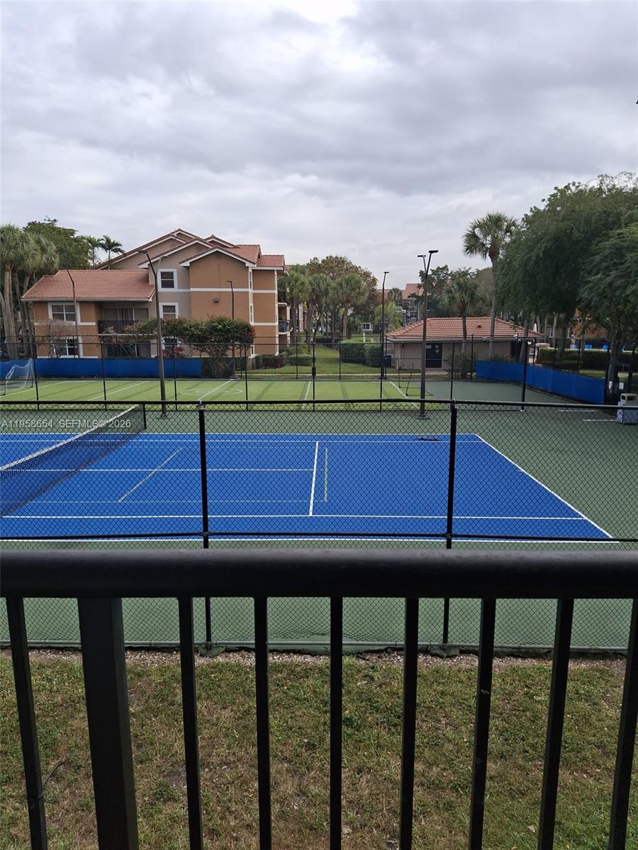 8801 Wiles Rd #208, Coral Springs FL 33067