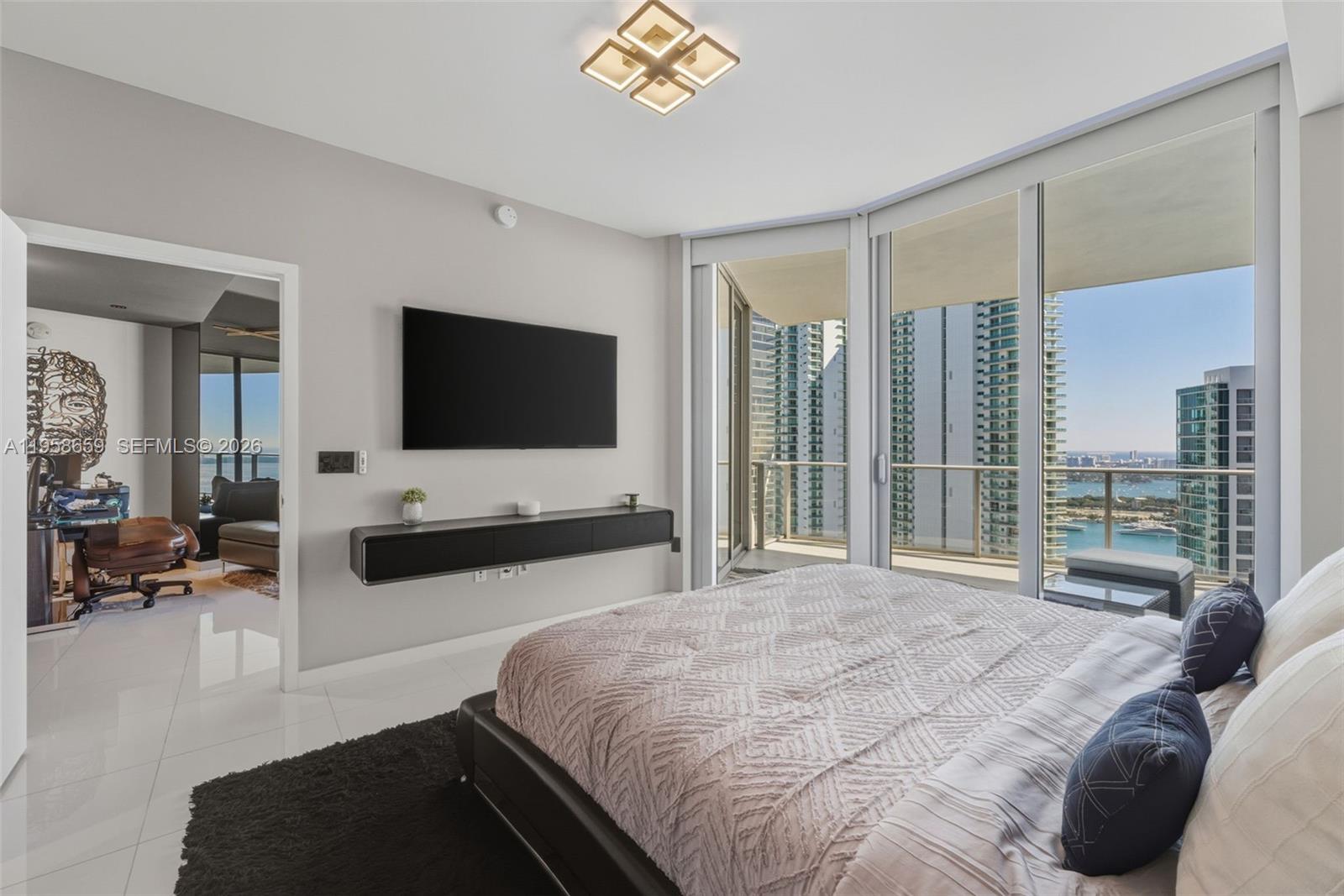 851 NE 1st Ave #4303, Miami FL 33132