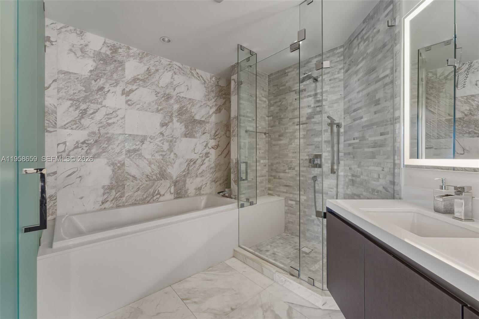 851 NE 1st Ave #4303, Miami FL 33132