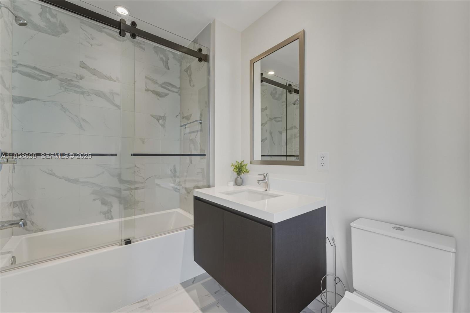 851 NE 1st Ave #4303, Miami FL 33132