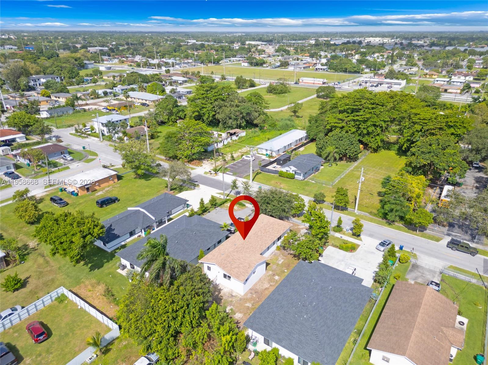 667 NW 14th St, Florida City FL 33034