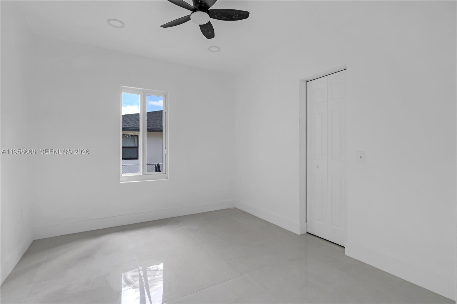 667 NW 14th St, Florida City FL 33034