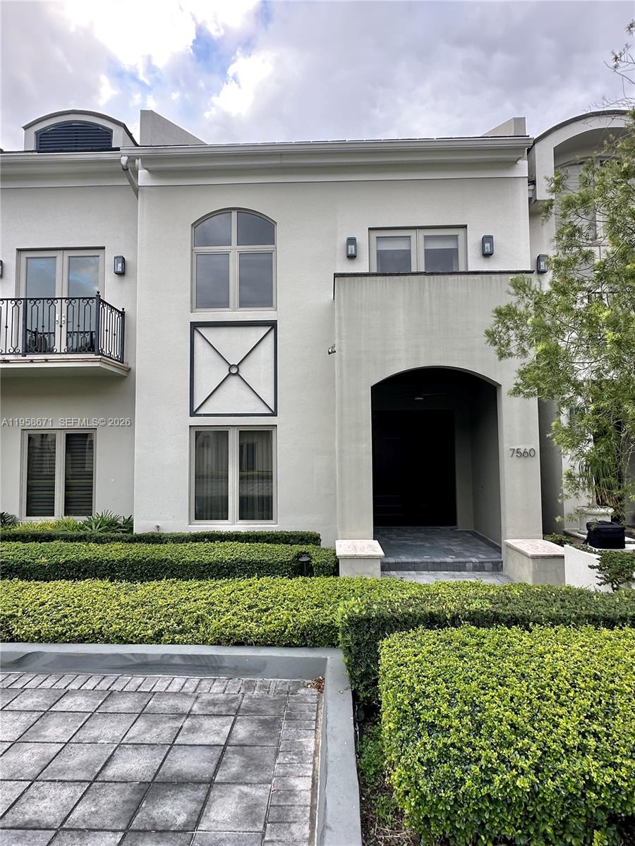7560 SW 56th Ct, Miami FL 33143