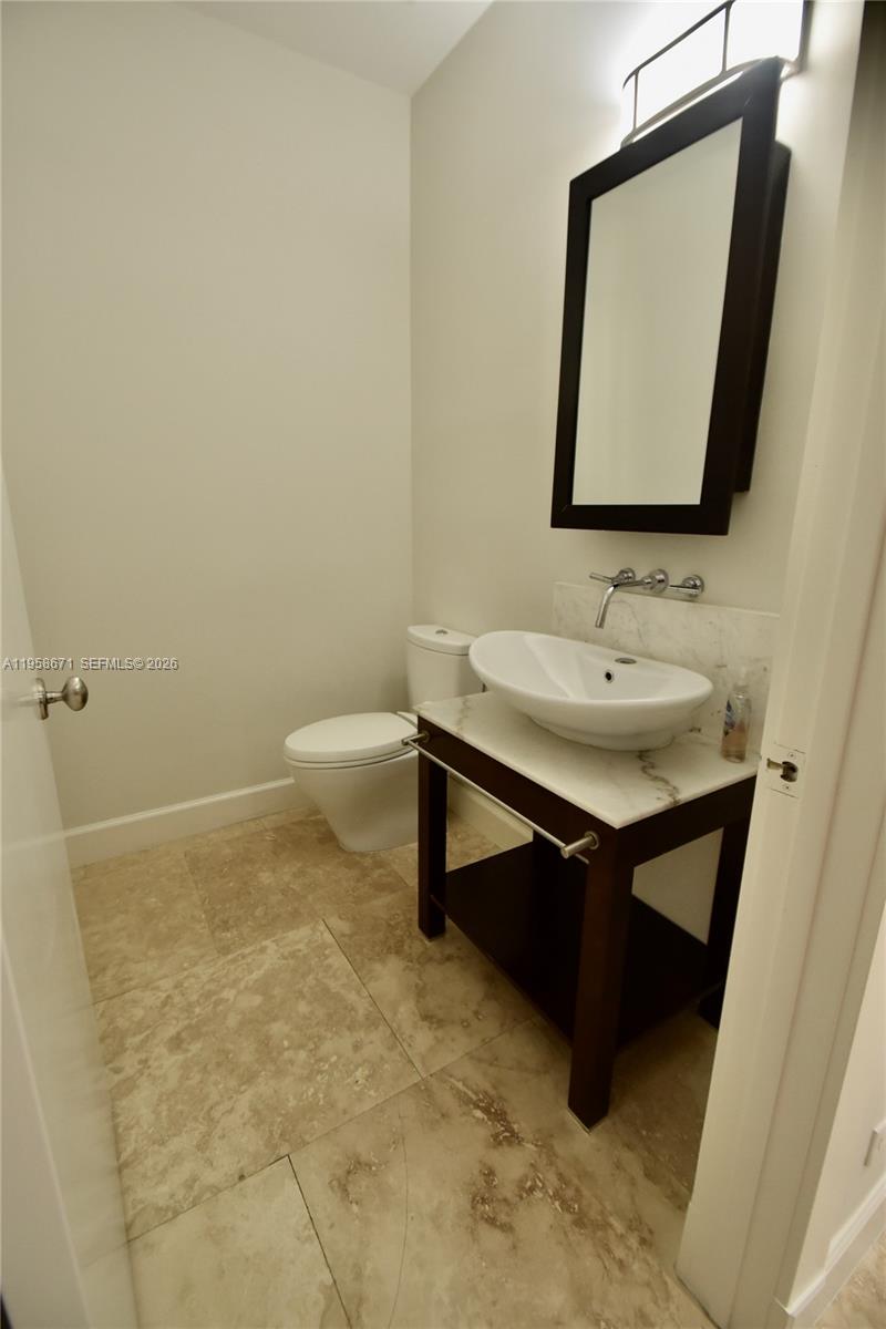 7560 SW 56th Ct, Miami FL 33143