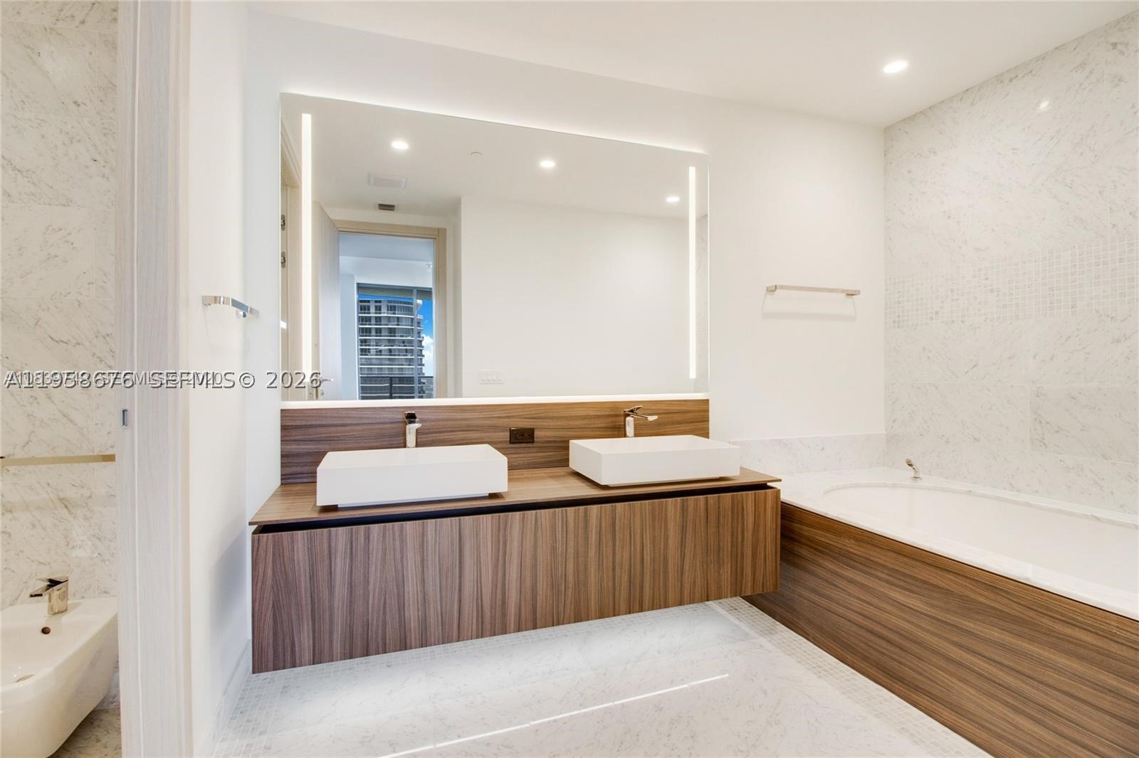 1000 Brickell Plz #PH5408, Miami FL 33131