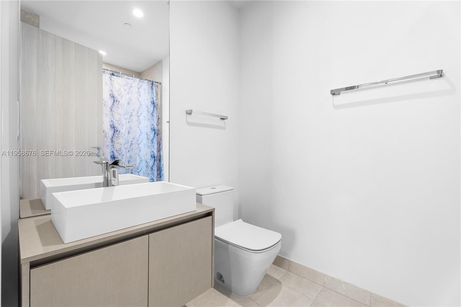 1000 Brickell Plz #PH5408, Miami FL 33131
