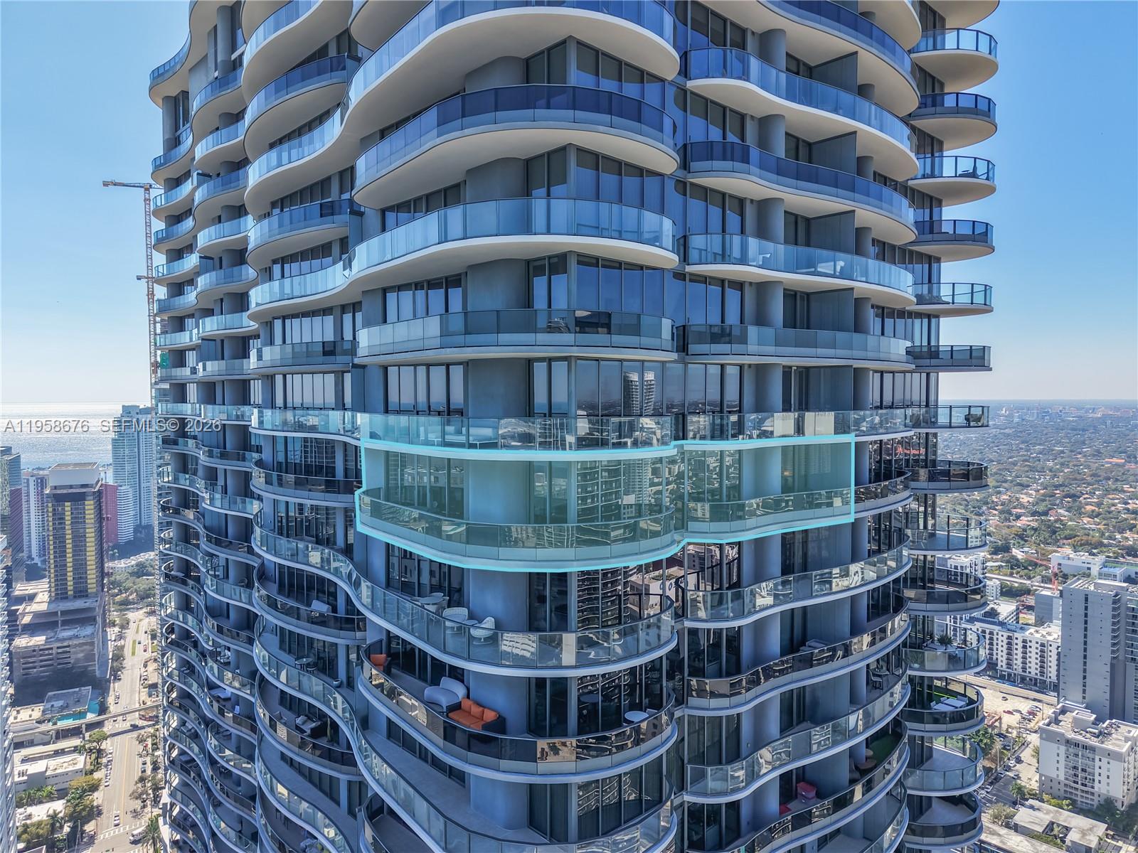 1000 Brickell Plz #PH5408, Miami FL 33131