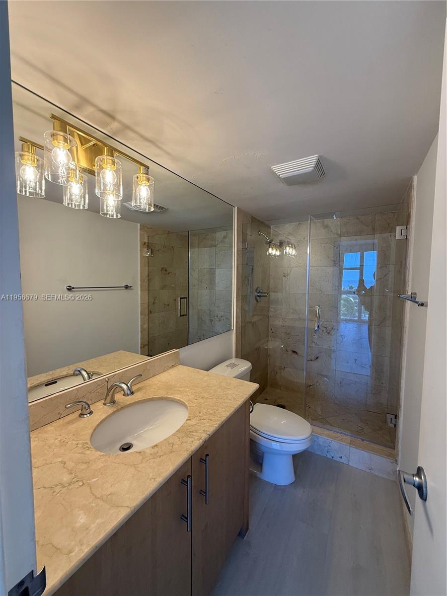 10275 Collins Ave #420, Bal Harbour FL 33154