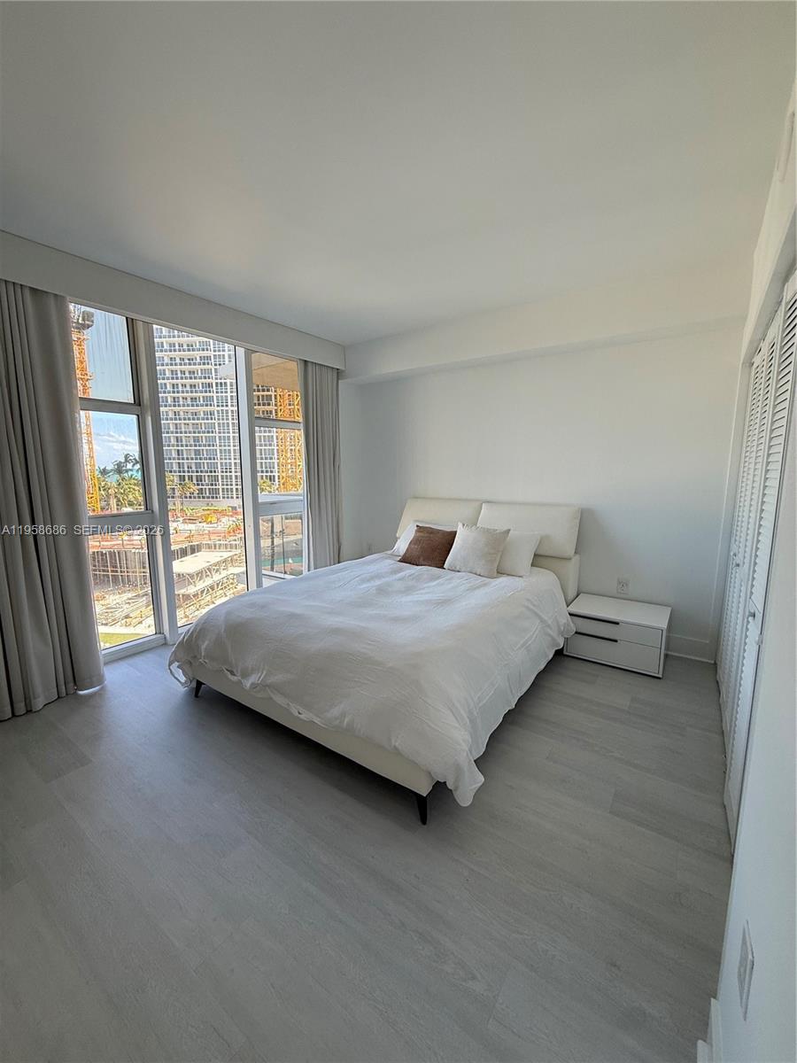10275 Collins Ave #420, Bal Harbour FL 33154