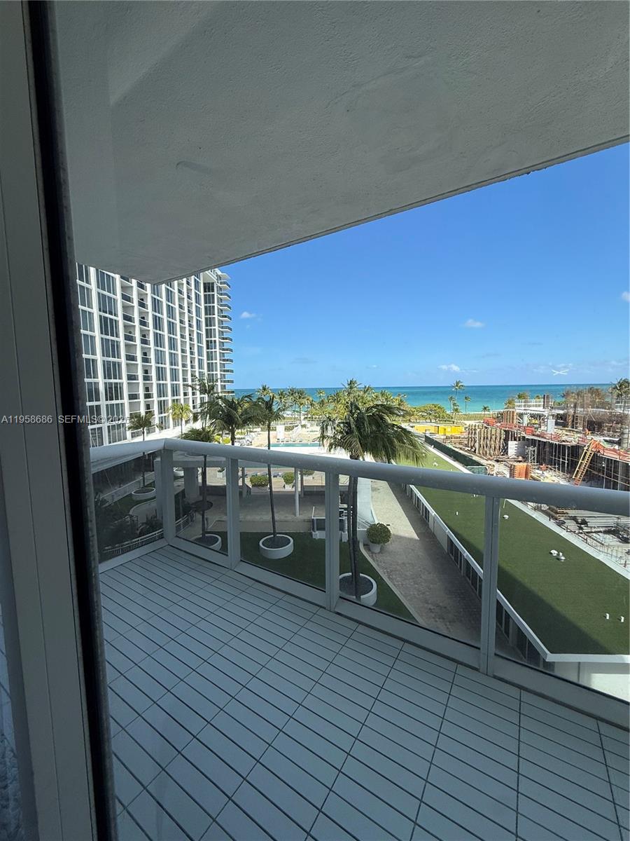 10275 Collins Ave #420, Bal Harbour FL 33154