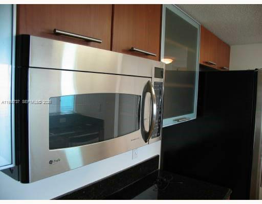 1800 N Bayshore Dr #2409, Miami FL 33132