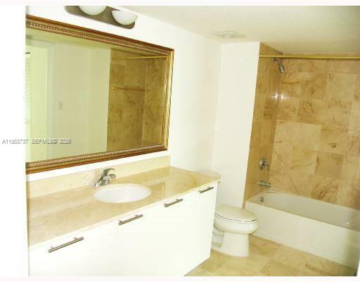 1800 N Bayshore Dr #2409, Miami FL 33132