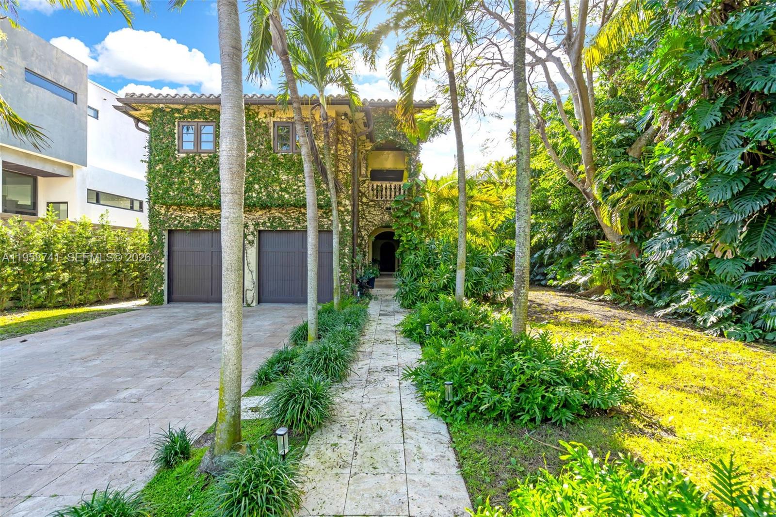 1398 Bay Dr, Miami Beach FL 33141
