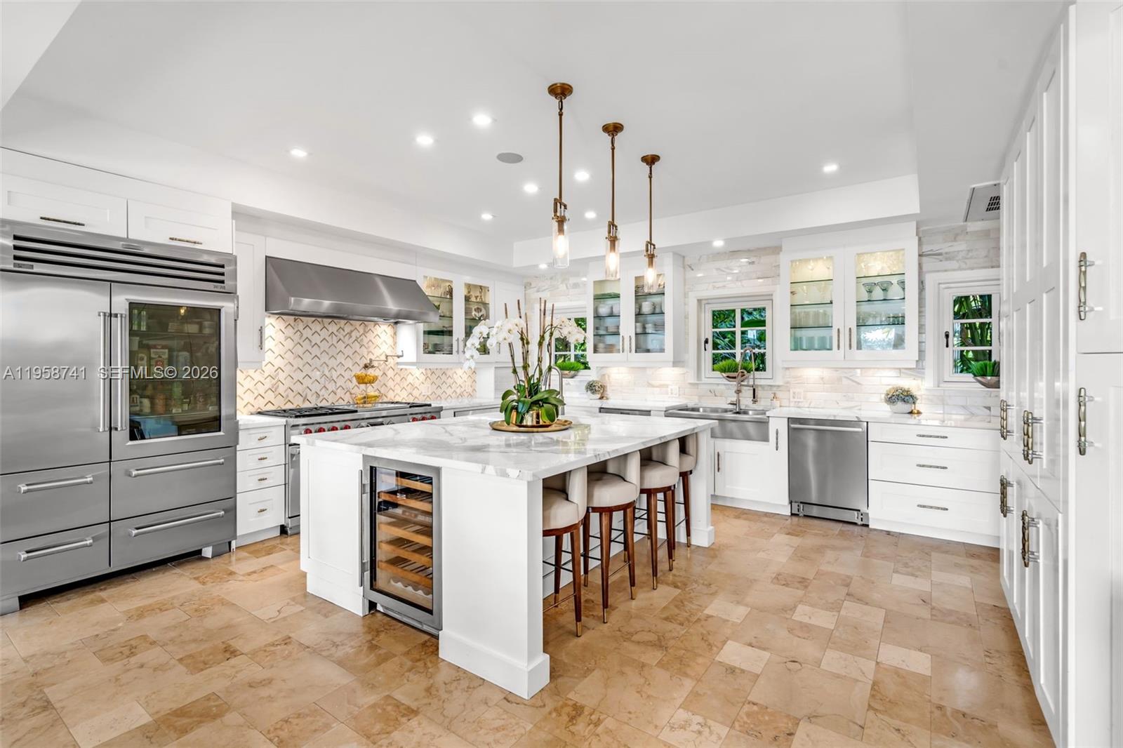 1398 Bay Dr, Miami Beach FL 33141