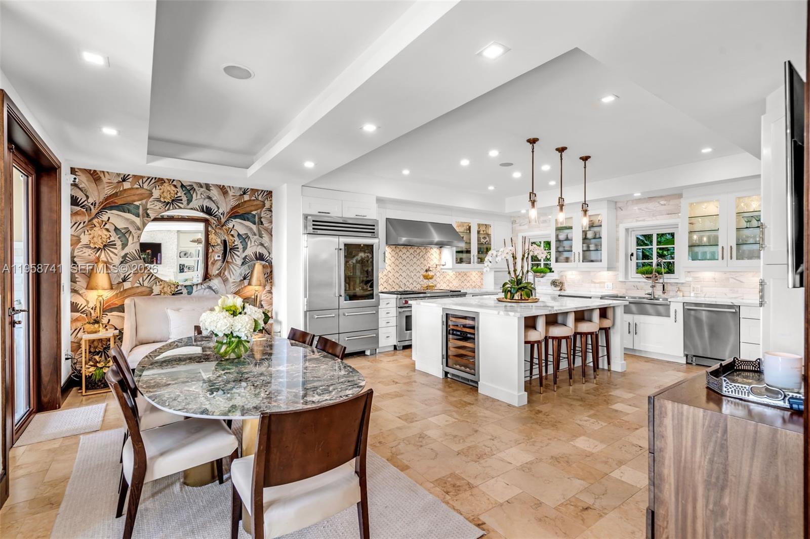 1398 Bay Dr, Miami Beach FL 33141