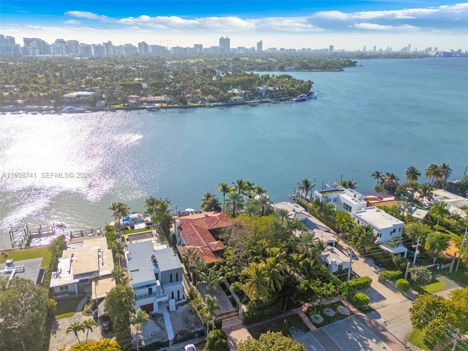 1398 Bay Dr, Miami Beach FL 33141