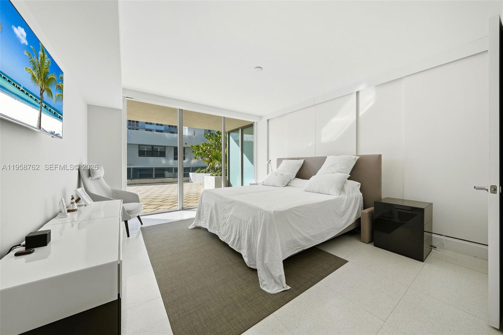 5875 Collins Ave #502, Miami Beach FL 33140