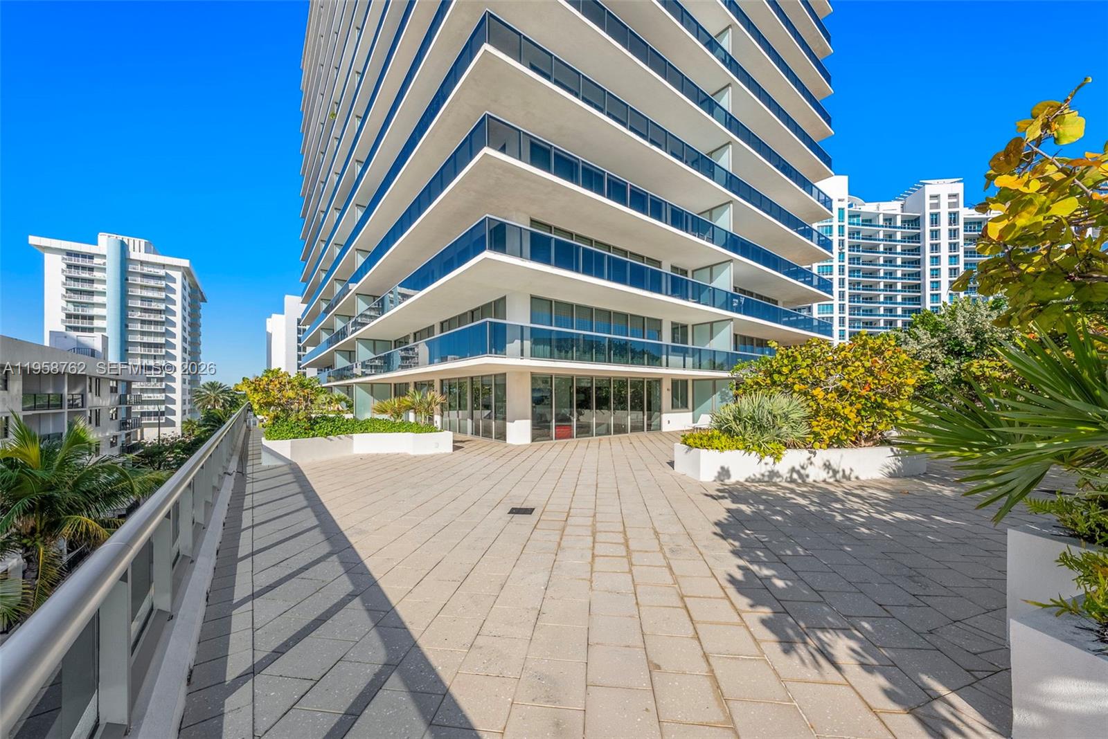 5875 Collins Ave #502, Miami Beach FL 33140