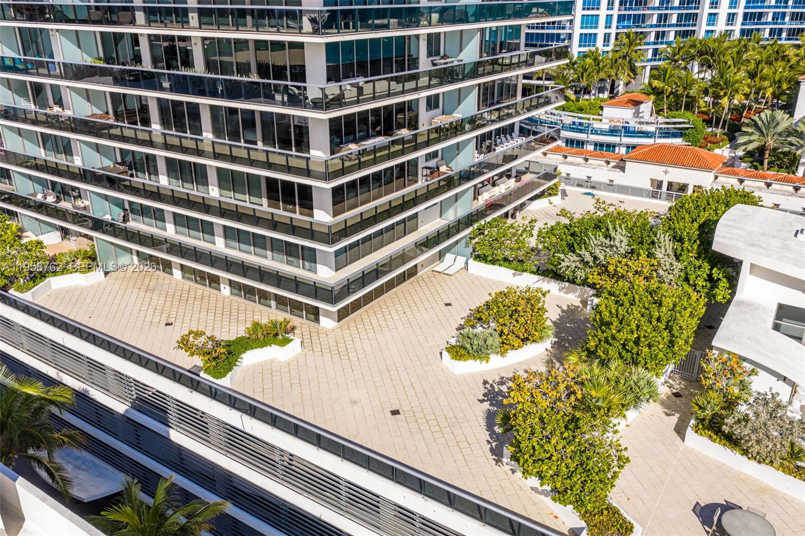 5875 Collins Ave #502, Miami Beach FL 33140