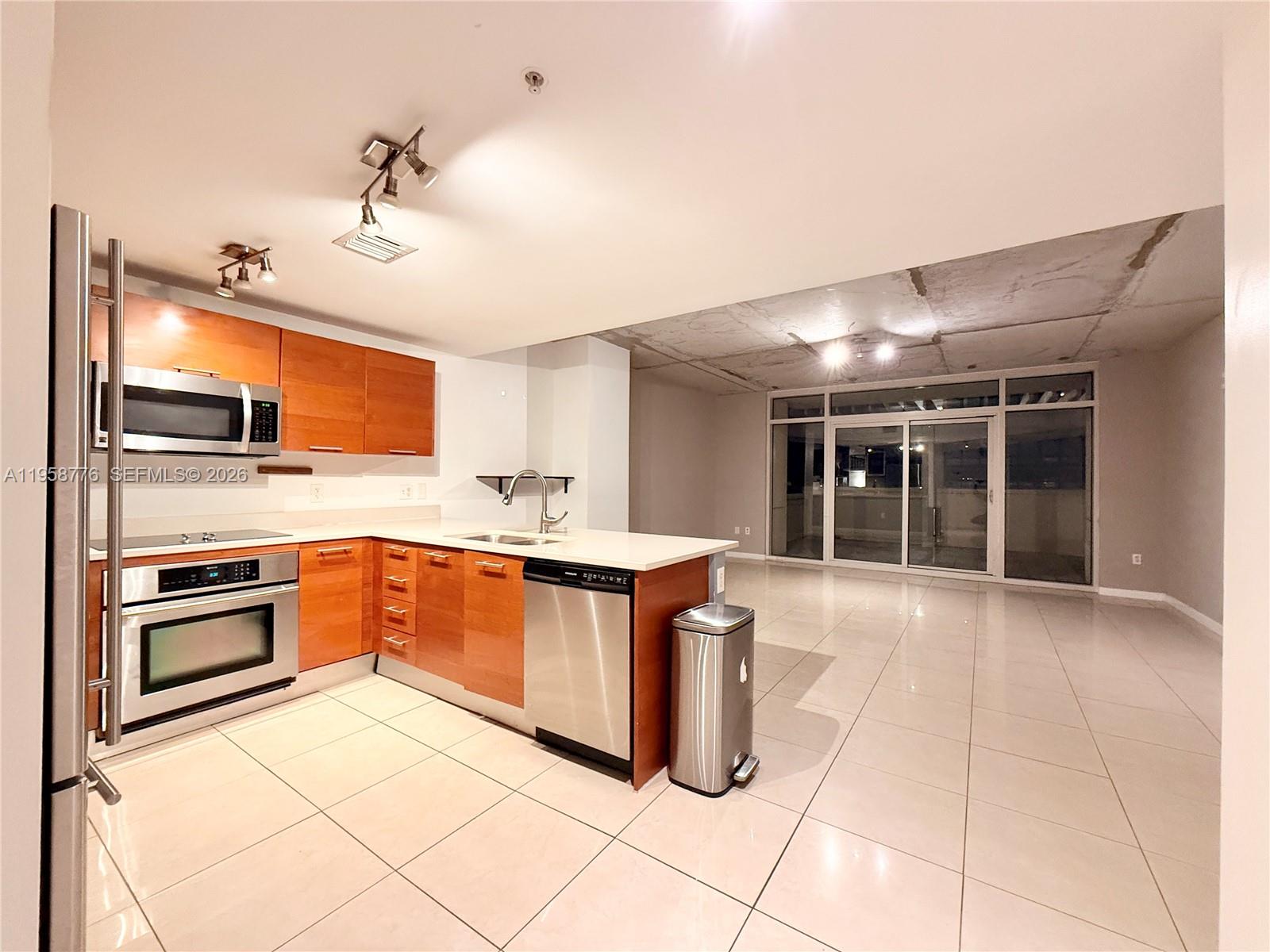3250 NE 1st Ave #517, Miami FL 33137