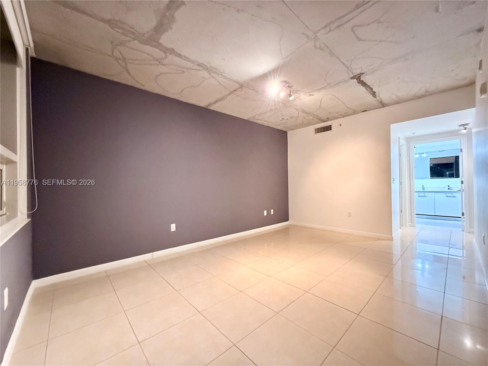 3250 NE 1st Ave #517, Miami FL 33137