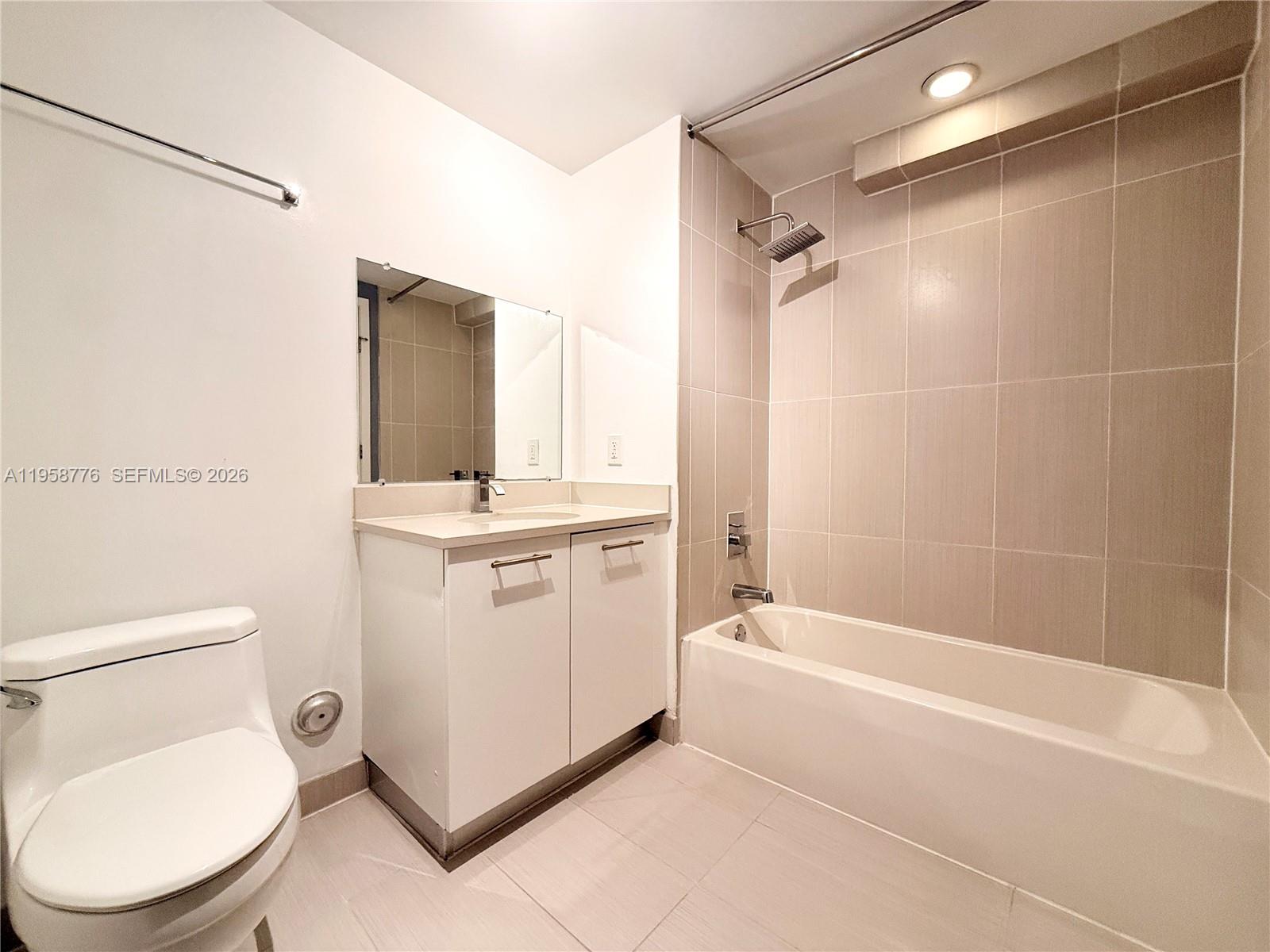 3250 NE 1st Ave #517, Miami FL 33137