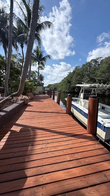 4465 SW 38th Ter, Dania Beach FL 33312