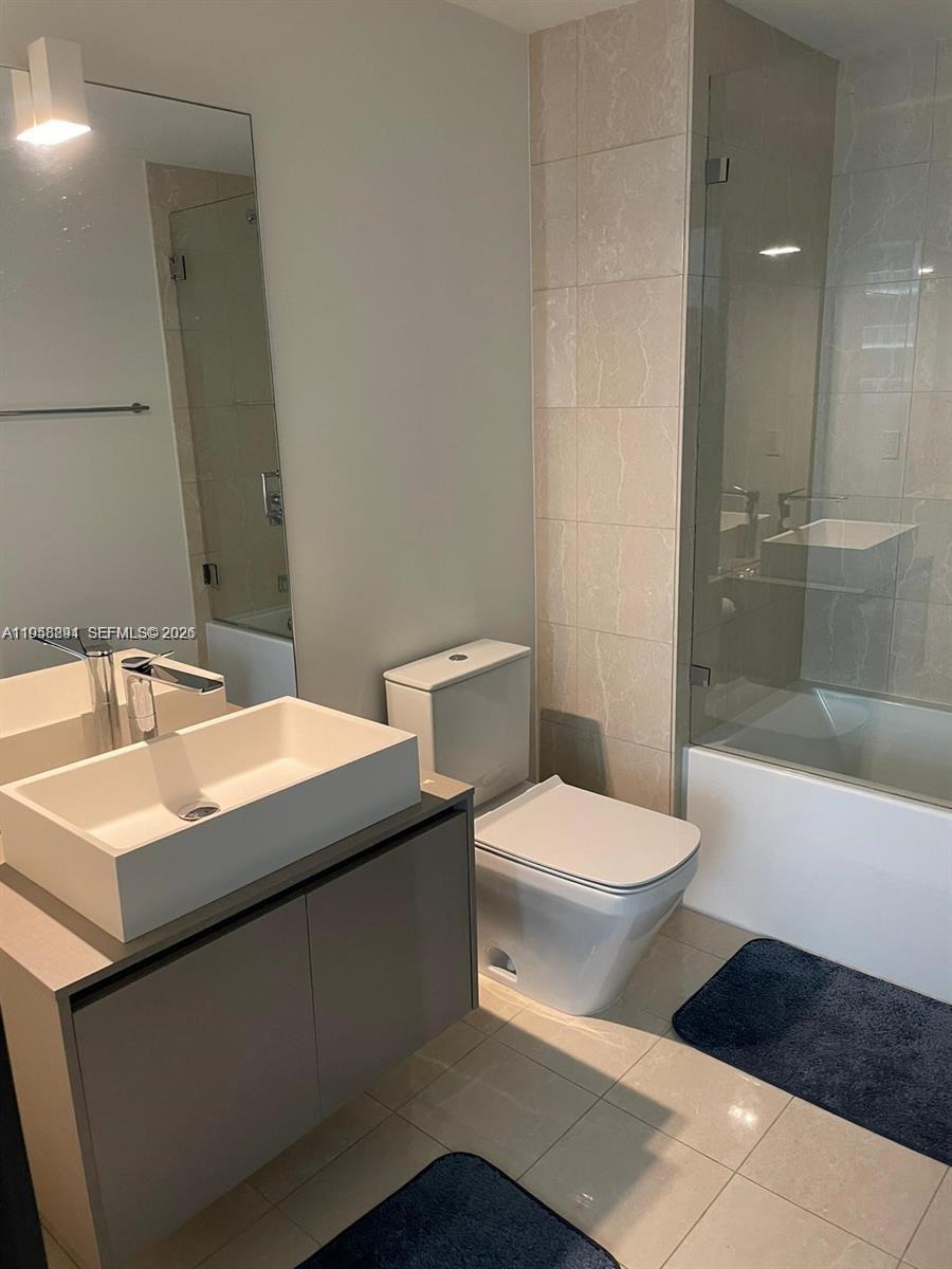 1000 Brickell Plaza #2809, Miami FL 33131
