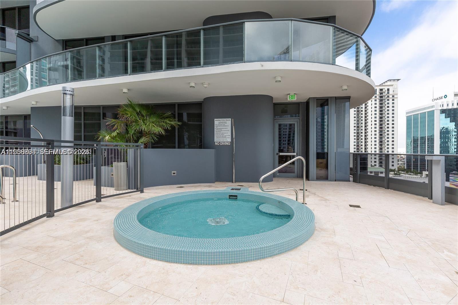 1000 Brickell Plaza #2414, Miami FL 33131