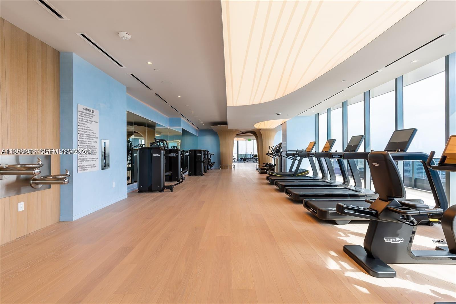 1000 Brickell Plaza #2414, Miami FL 33131