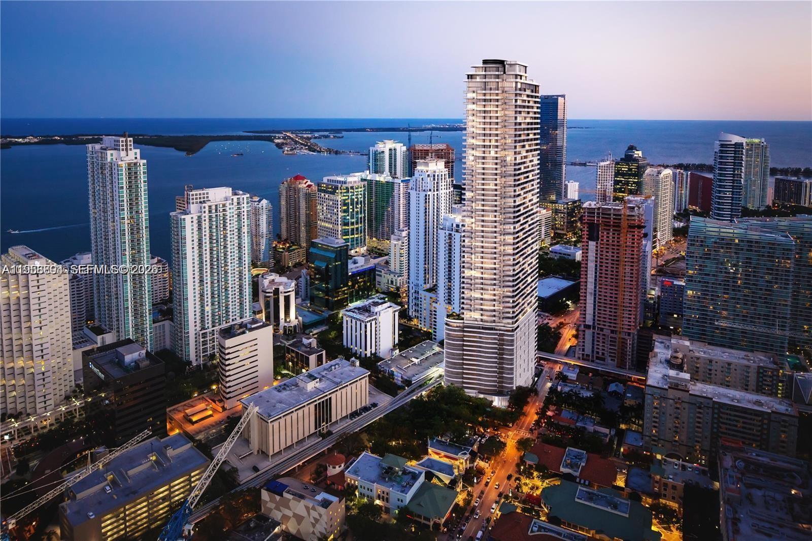 1000 Brickell Plaza #2414, Miami FL 33131